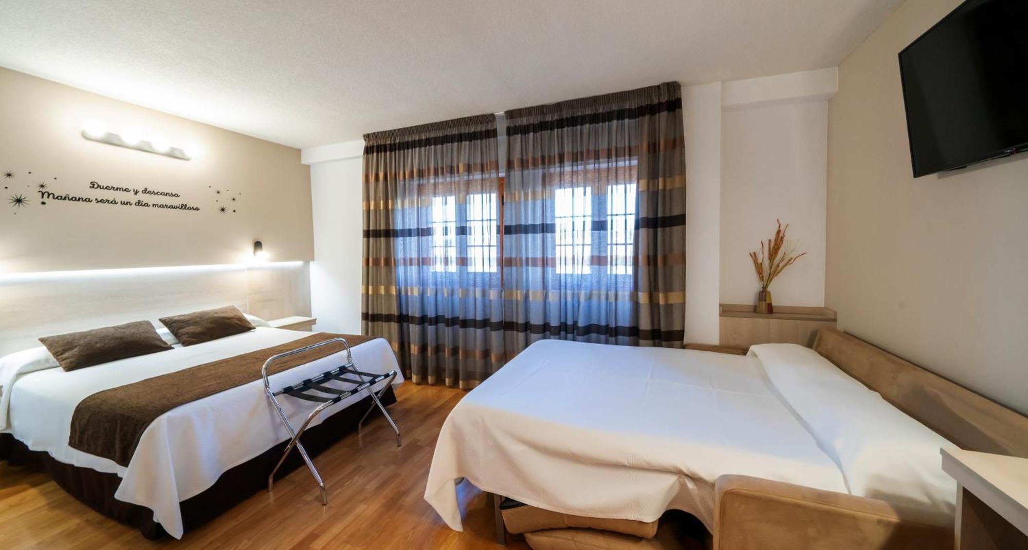 Hotel Mozarbez Salamanca Екстер'єр фото