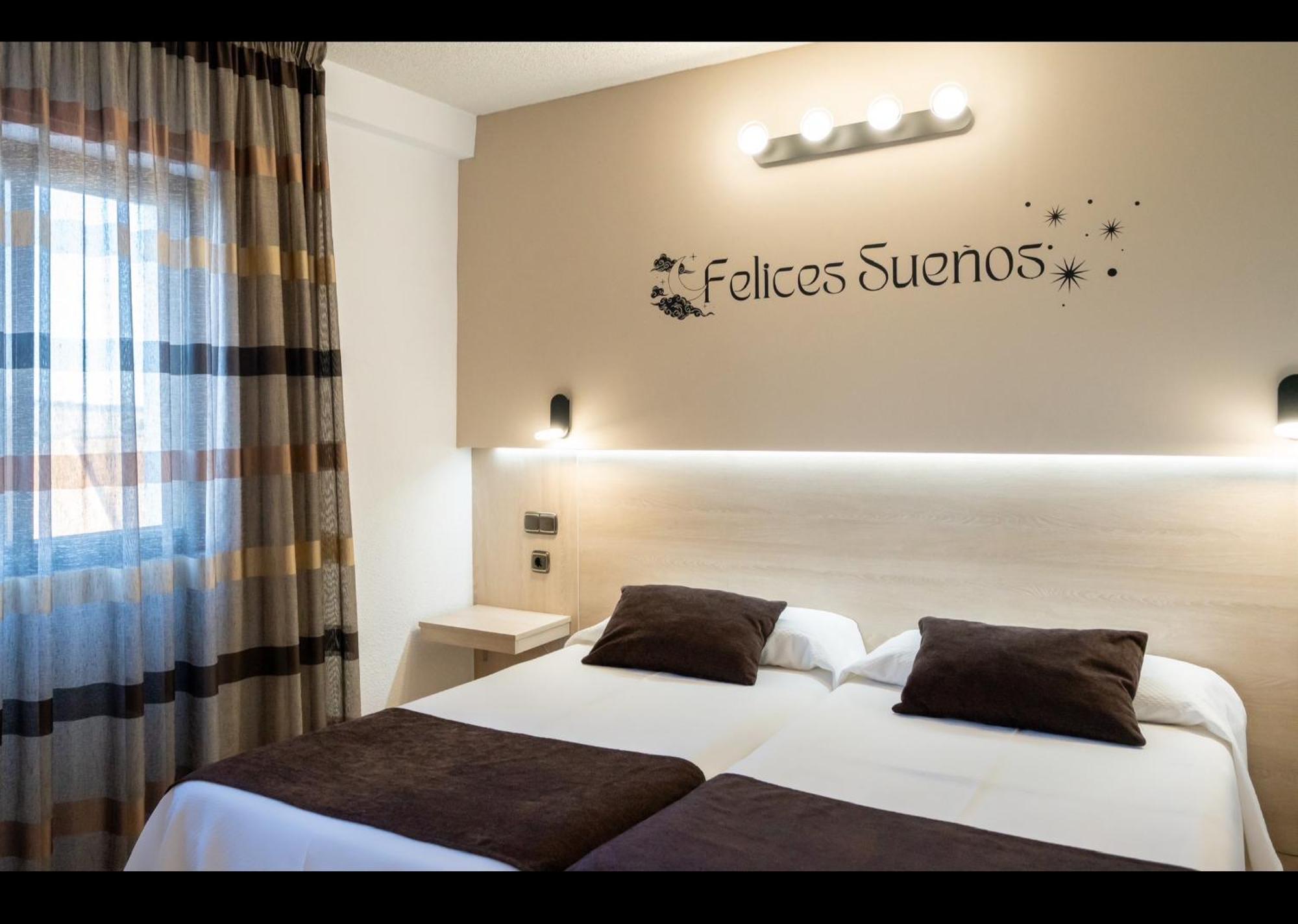 Hotel Mozarbez Salamanca Екстер'єр фото