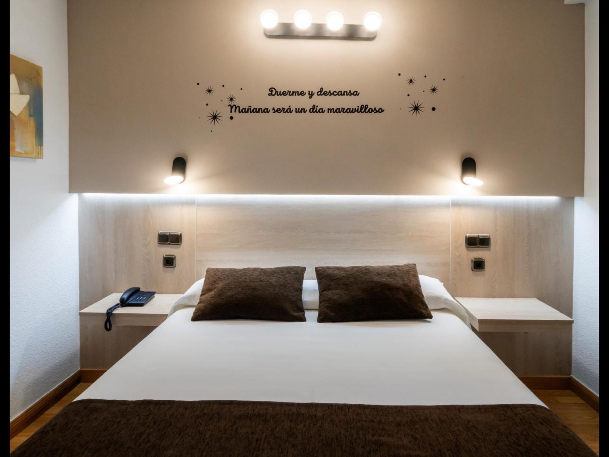 Hotel Mozarbez Salamanca Екстер'єр фото