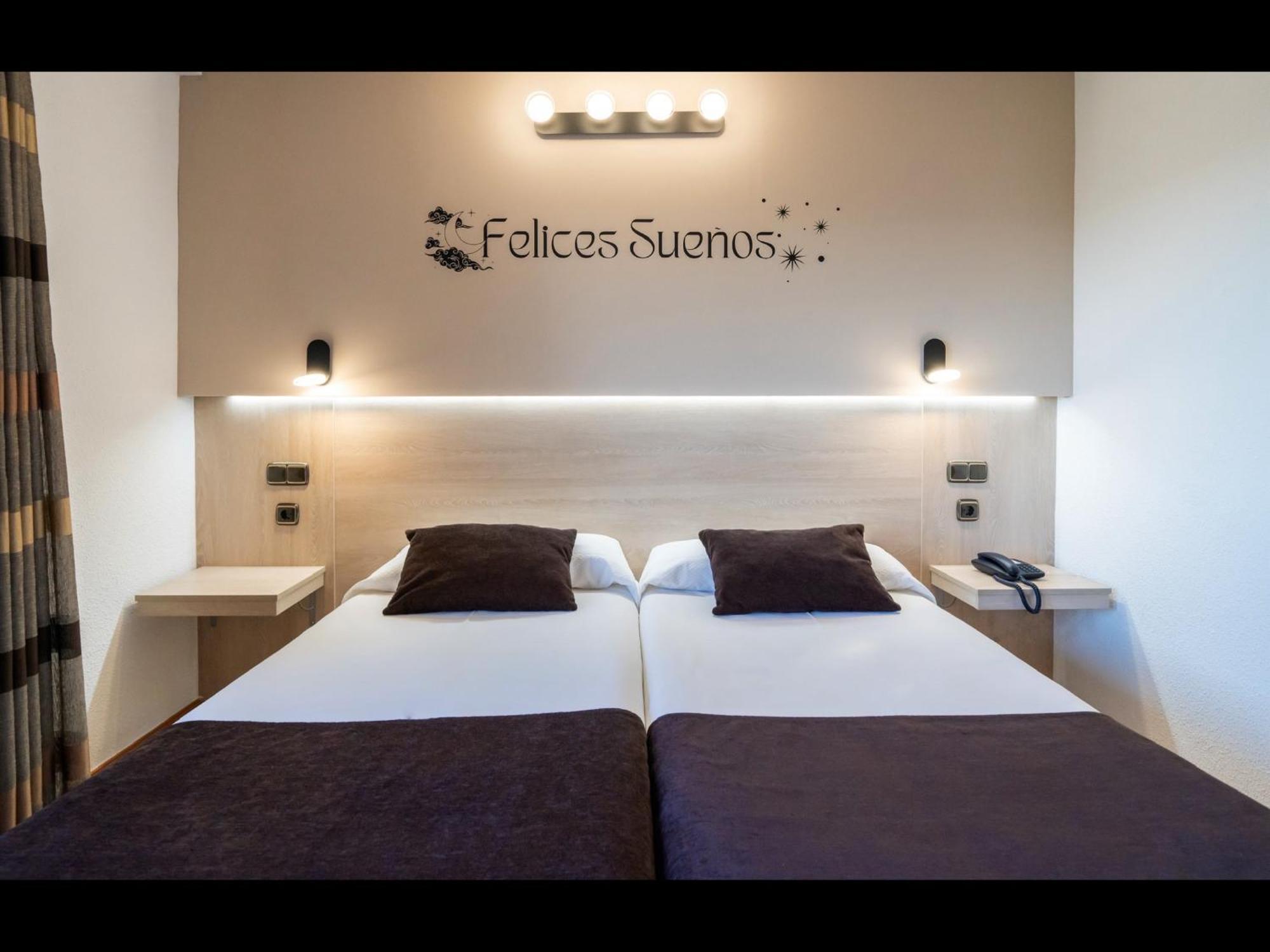 Hotel Mozarbez Salamanca Екстер'єр фото