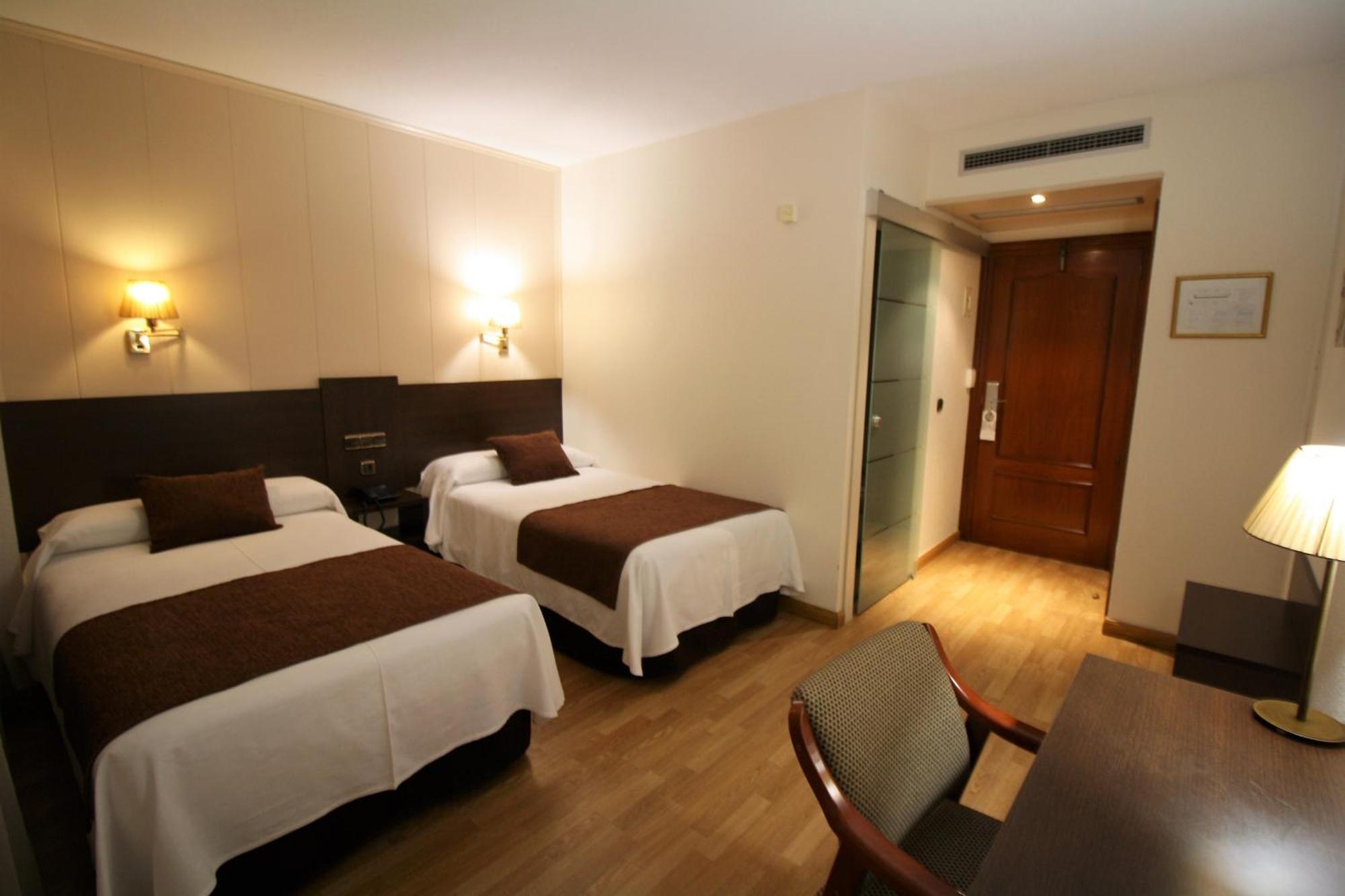 Hotel Mozarbez Salamanca Екстер'єр фото